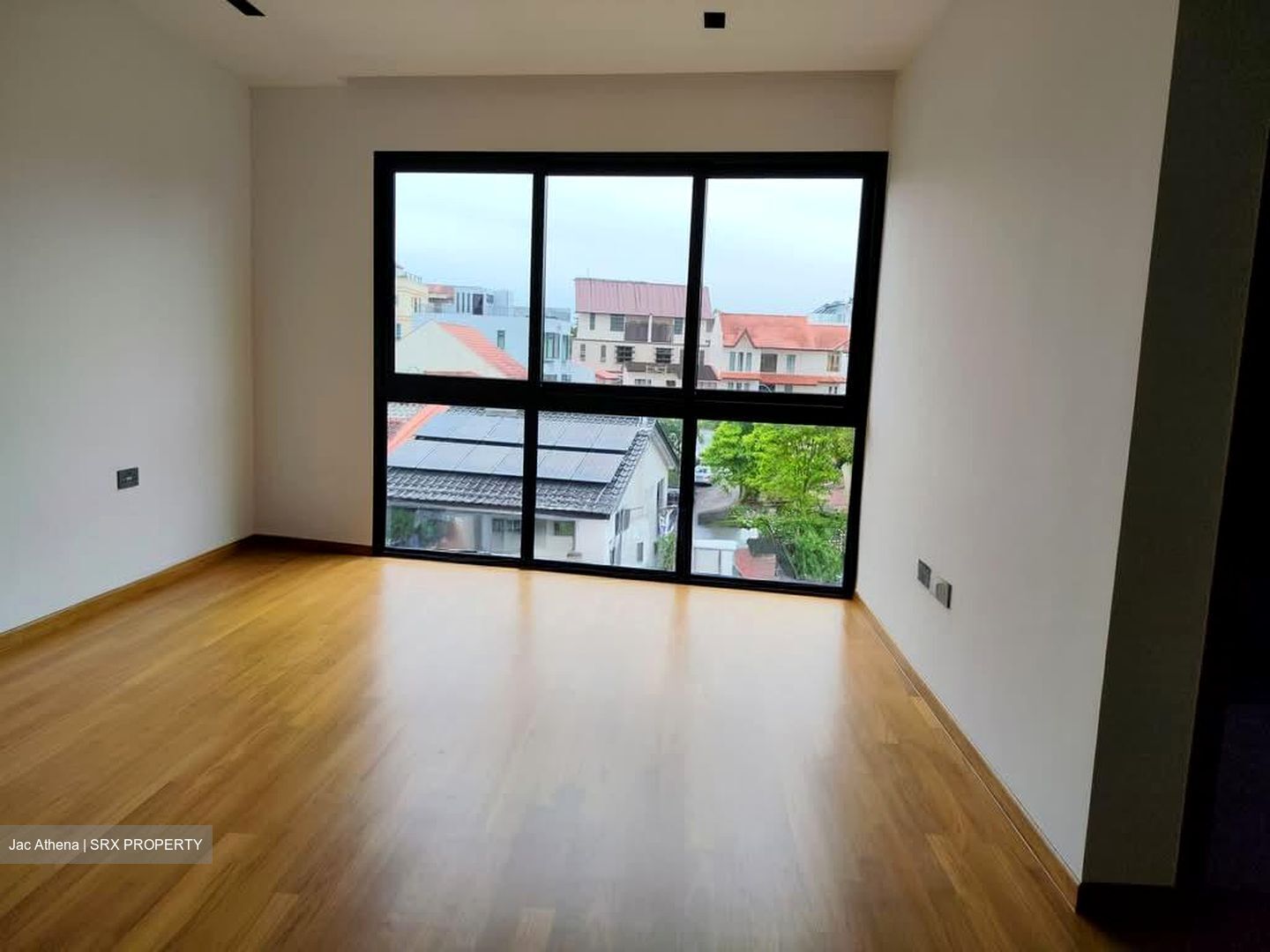 Sembawang Straits Estate (D27), Terrace #582591331